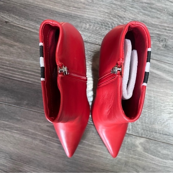 STEVE MADDEN KNOCK BOOTIES red stripe heels boots 6.5 marks on bottom see pics - Picture 4 of 16